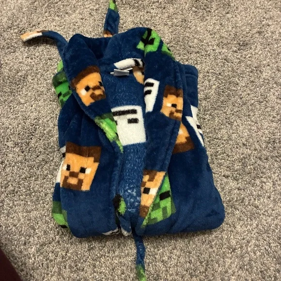 Minecraft Robe - Picture 5 of 5